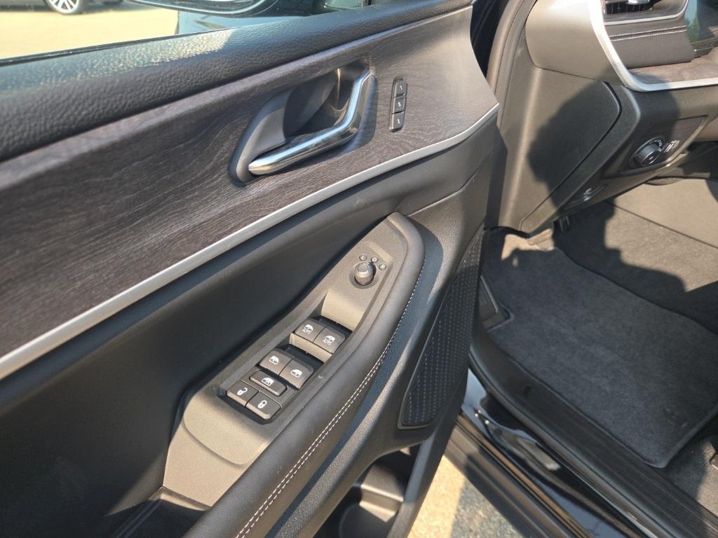 new 2025 Jeep Grand Cherokee car, priced at $46,745