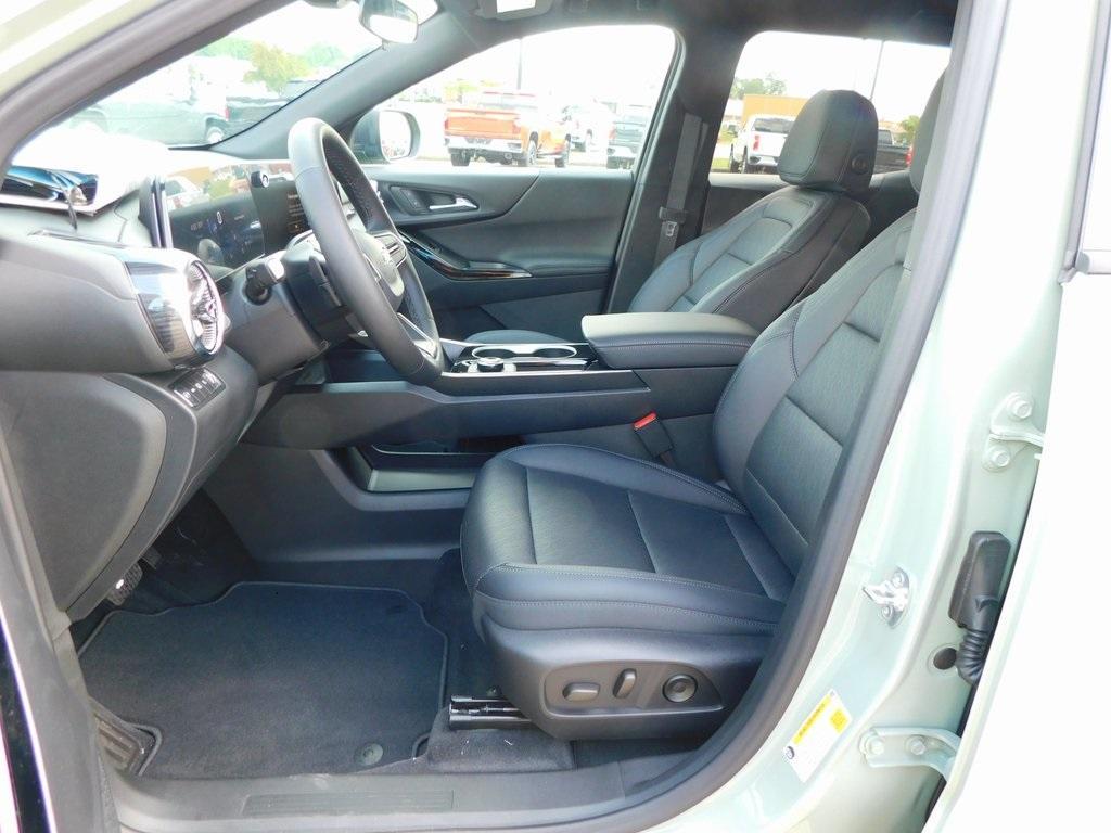 new 2026 Chevrolet Equinox car