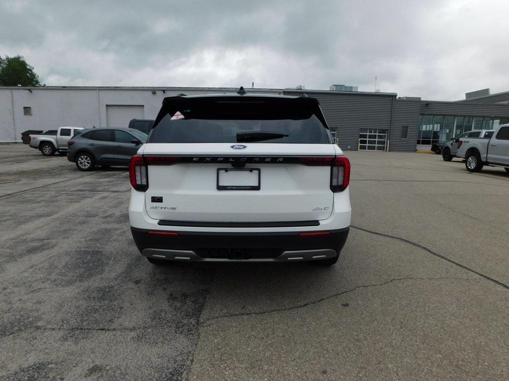 new 2025 Ford Explorer car, priced at $46,518