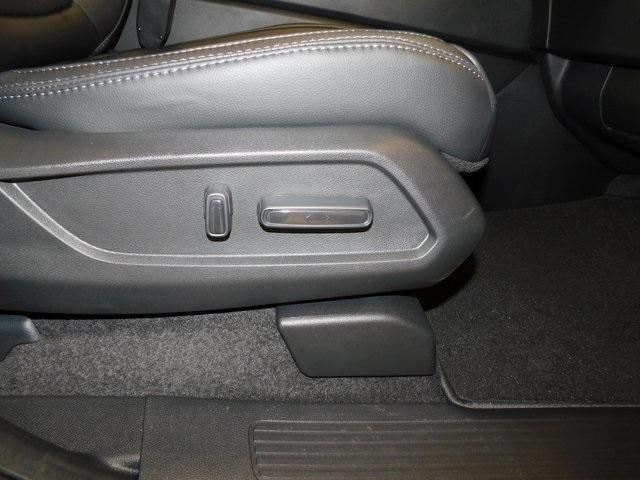 new 2025 Honda Pilot car, priced at $49,757