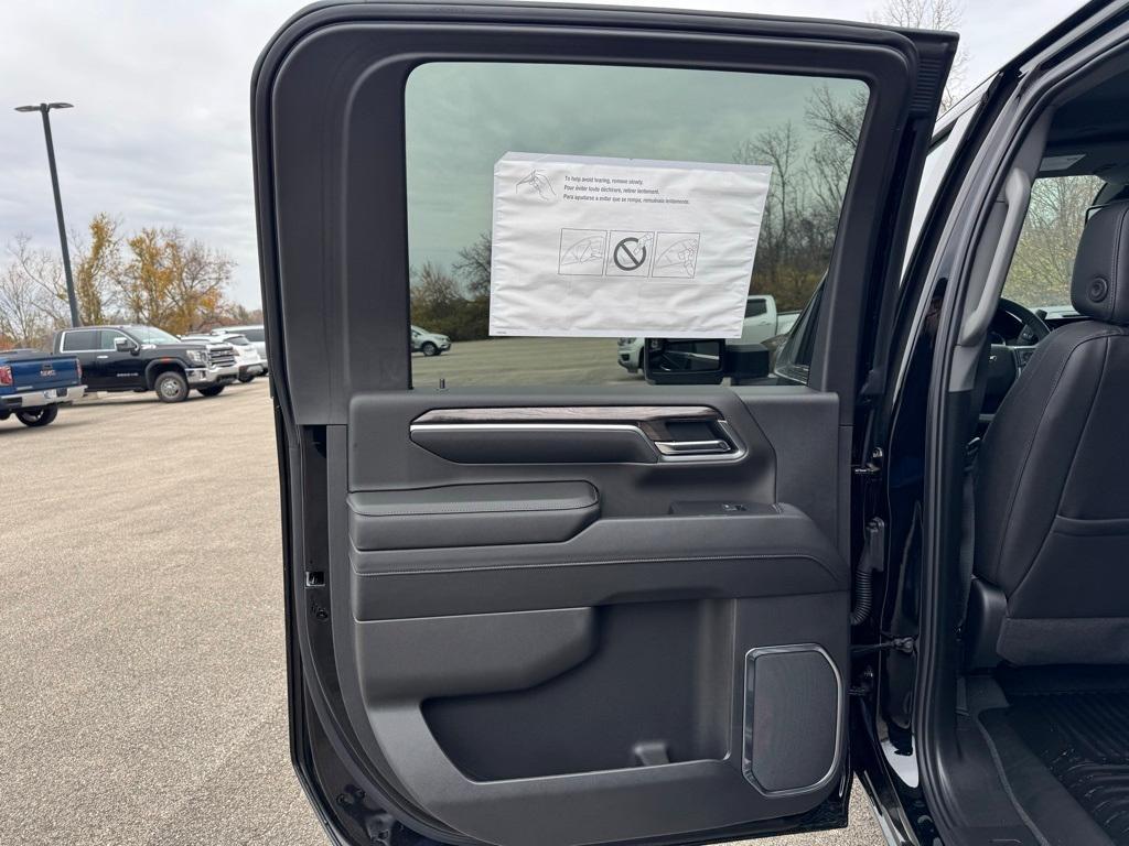 new 2025 Chevrolet Silverado 3500 car, priced at $73,090