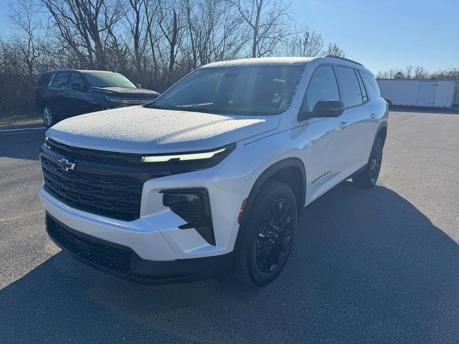 new 2025 Chevrolet Traverse car, priced at $49,312