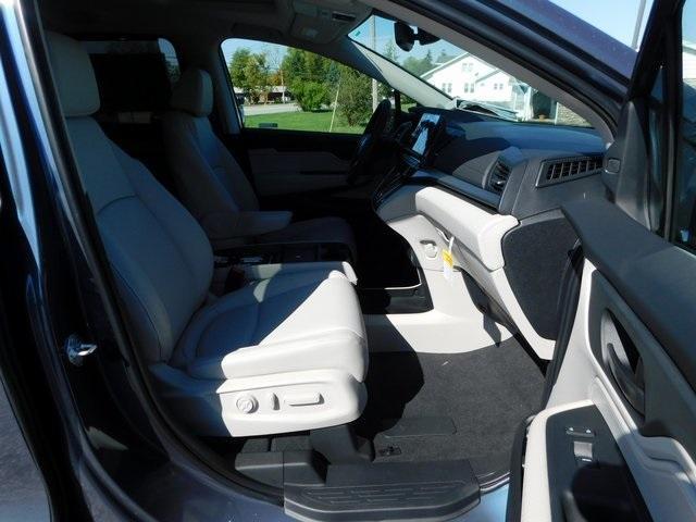 new 2026 Honda Odyssey car, priced at $43,979