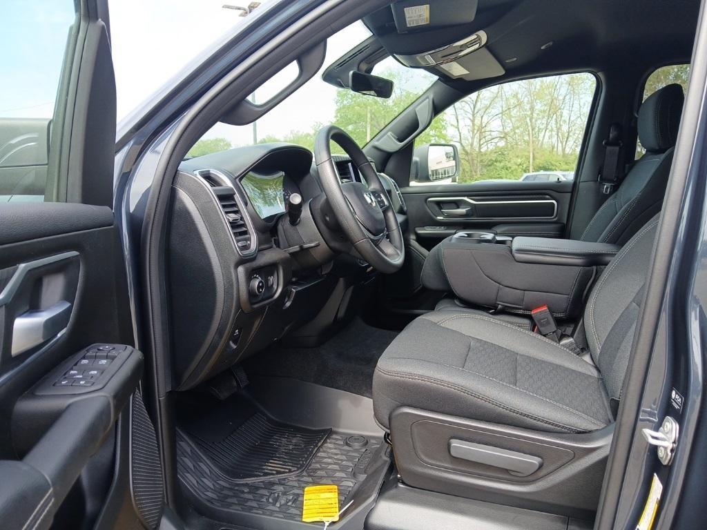 new 2025 Ram 1500 car, priced at $46,605