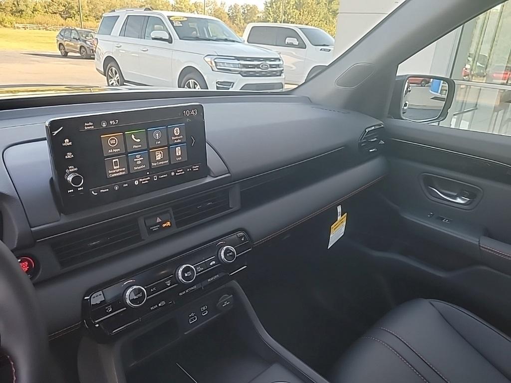 new 2025 Honda Pilot car, priced at $49,560