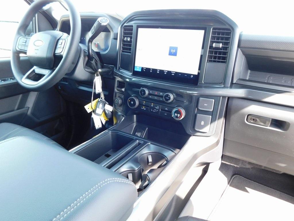new 2025 Ford F-150 car, priced at $47,322