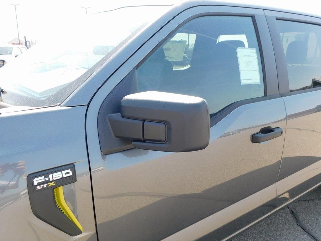 new 2025 Ford F-150 car, priced at $47,322