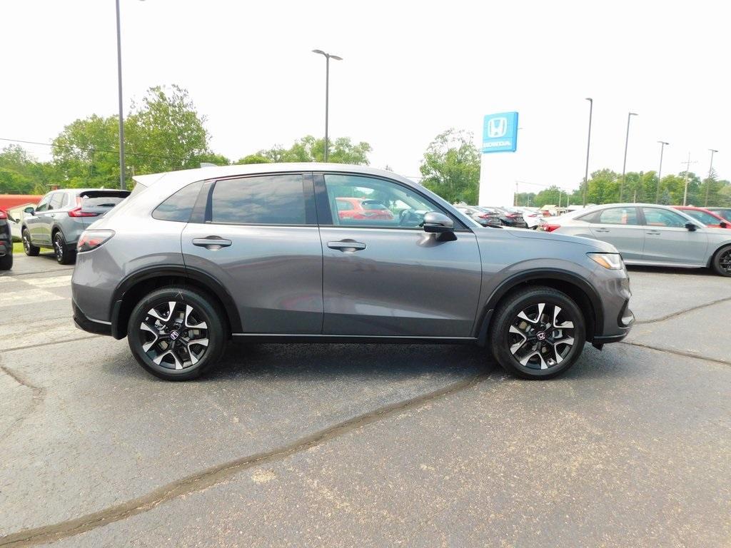 new 2026 Honda HR-V car, priced at $32,346
