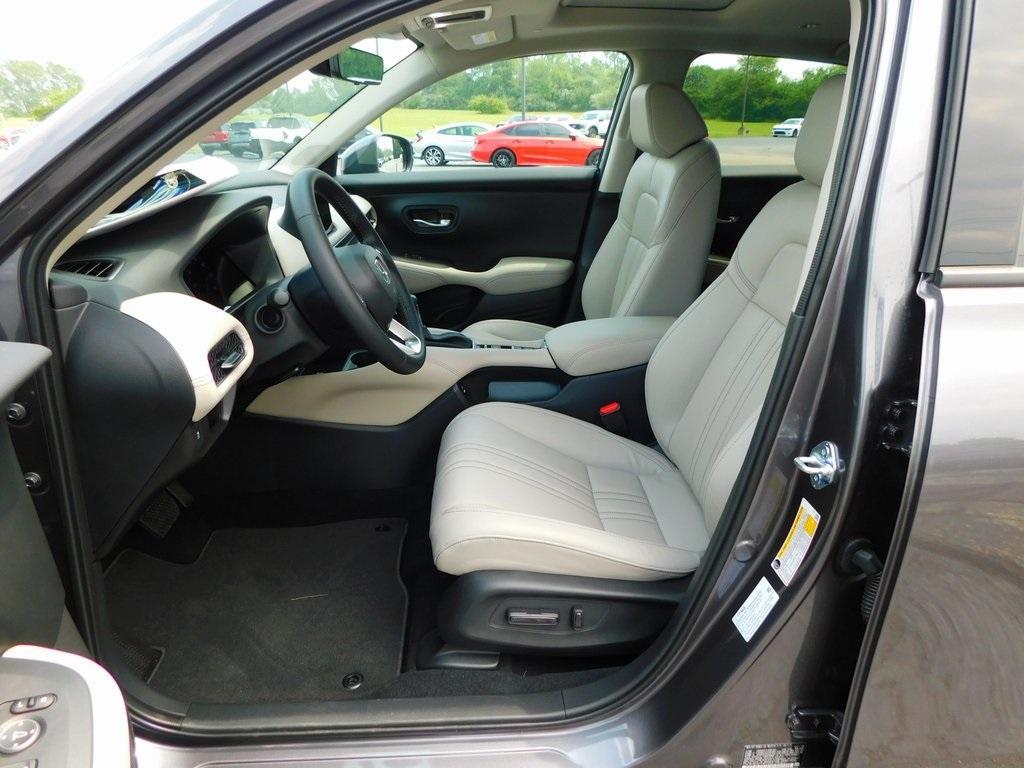 new 2026 Honda HR-V car, priced at $32,346
