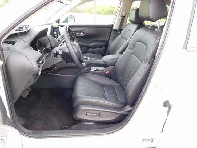 used 2025 Honda HR-V car, priced at $29,990