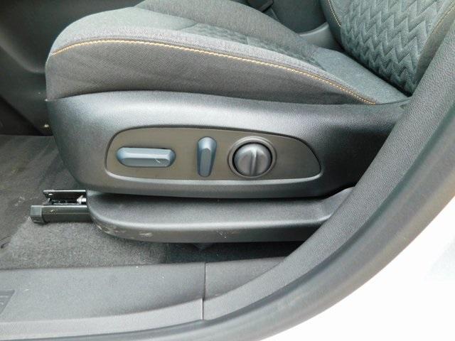 used 2022 Chevrolet Equinox car, priced at $21,999