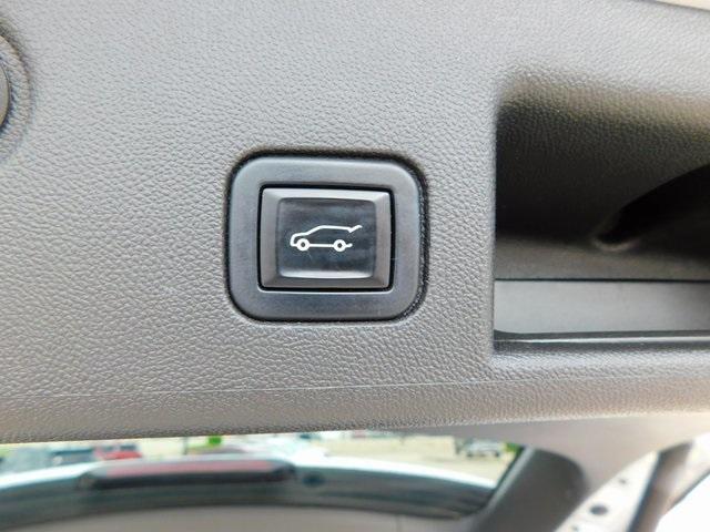 used 2022 Chevrolet Equinox car, priced at $20,500