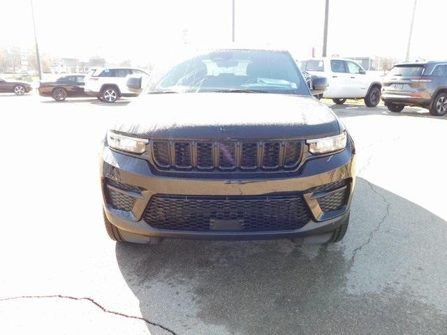 new 2025 Jeep Grand Cherokee car, priced at $43,525