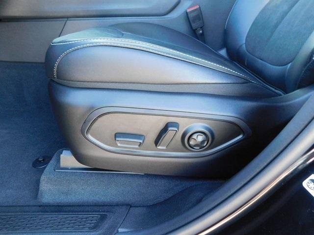 new 2025 Jeep Grand Cherokee car, priced at $43,525
