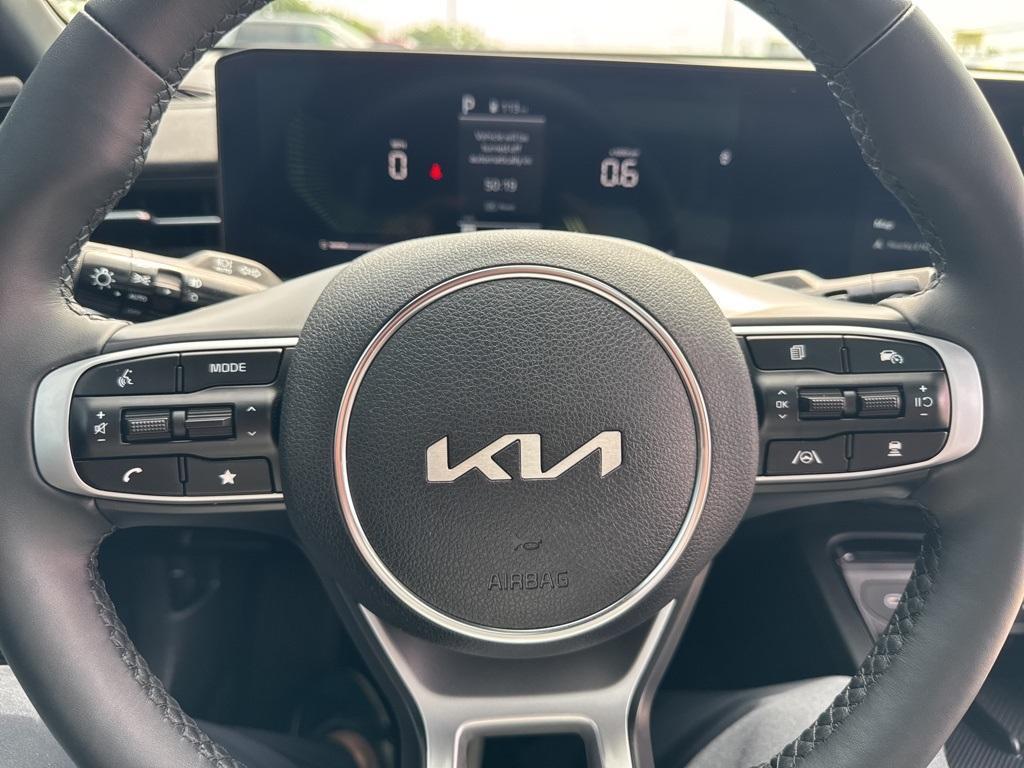 used 2025 Kia K5 car, priced at $29,999