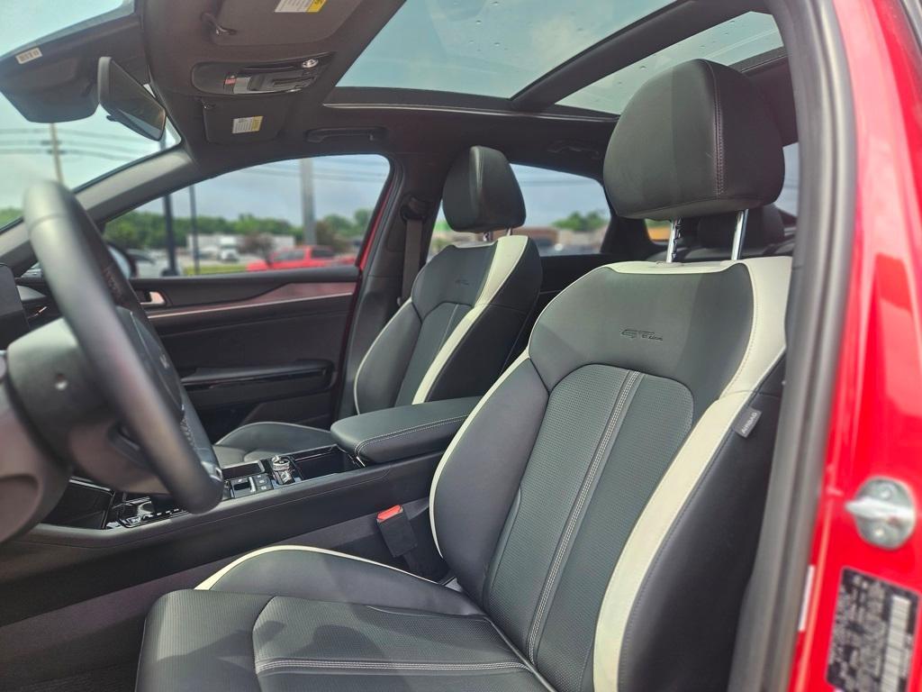 used 2025 Kia K5 car, priced at $29,999