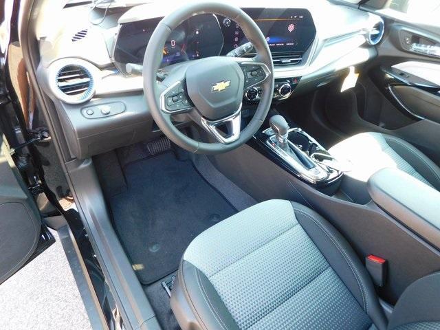 new 2025 Chevrolet Trax car, priced at $25,485