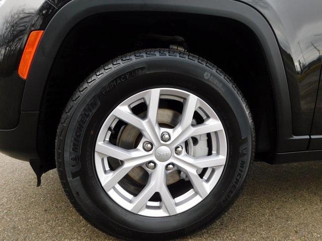 used 2022 Jeep Grand Cherokee car, priced at $32,488