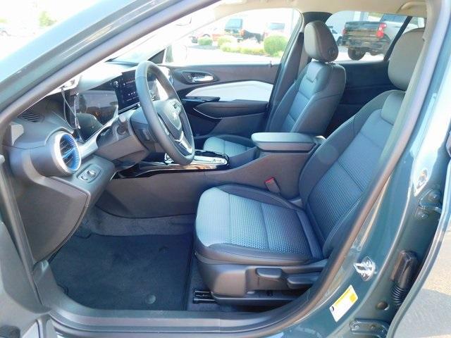new 2025 Chevrolet Trax car, priced at $25,485