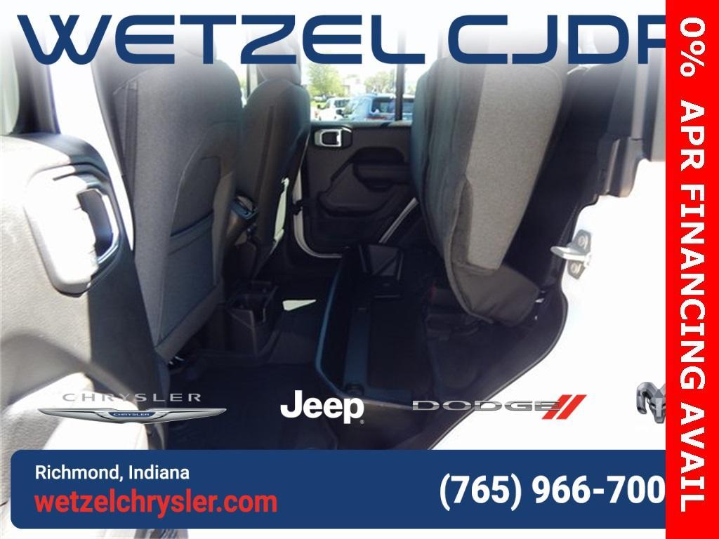 new 2024 Jeep Gladiator car, priced at $48,899