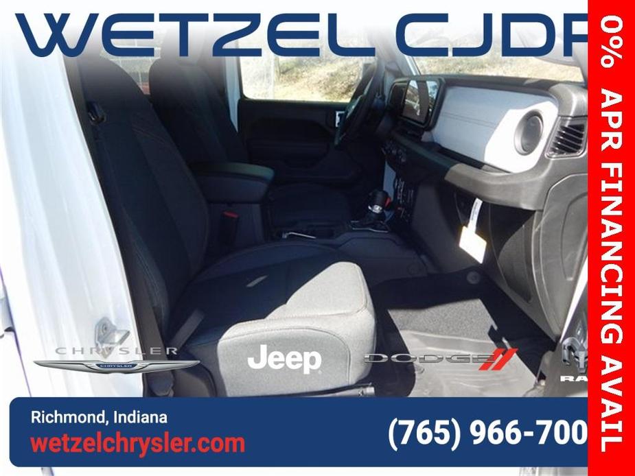 new 2024 Jeep Gladiator car, priced at $41,690