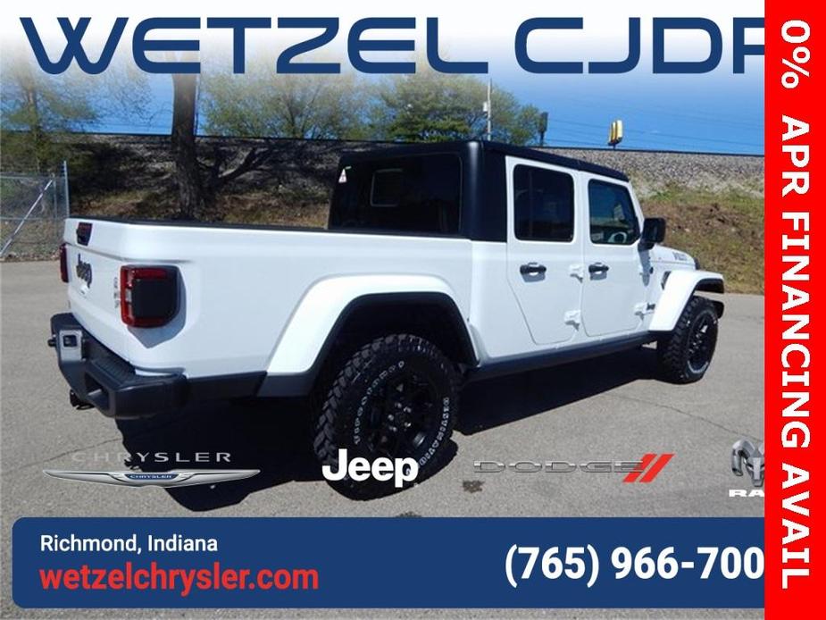 new 2024 Jeep Gladiator car, priced at $41,690