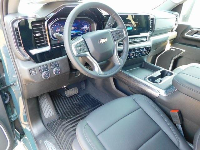new 2025 Chevrolet Silverado 2500 car, priced at $80,910