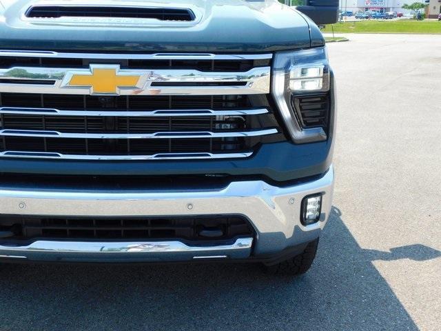 new 2025 Chevrolet Silverado 2500 car, priced at $80,910
