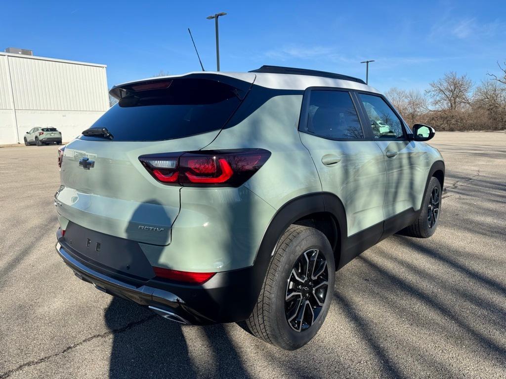 new 2025 Chevrolet TrailBlazer car, priced at $33,675