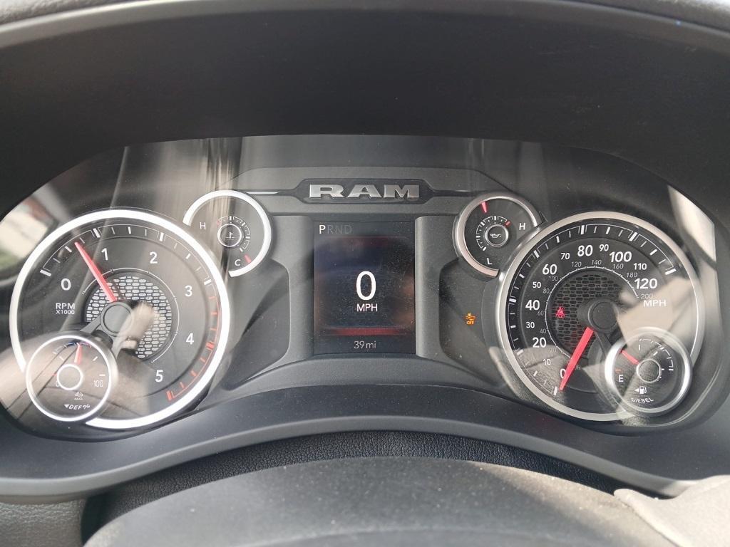 new 2025 Ram 3500 car, priced at $71,922