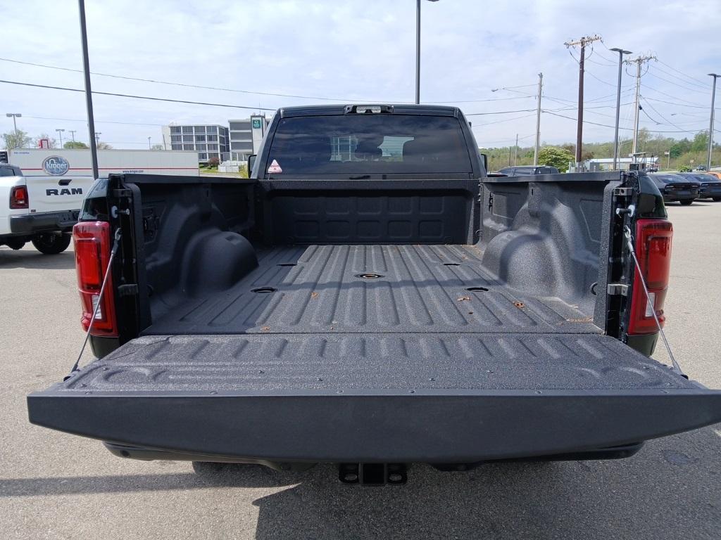 new 2025 Ram 3500 car, priced at $71,922