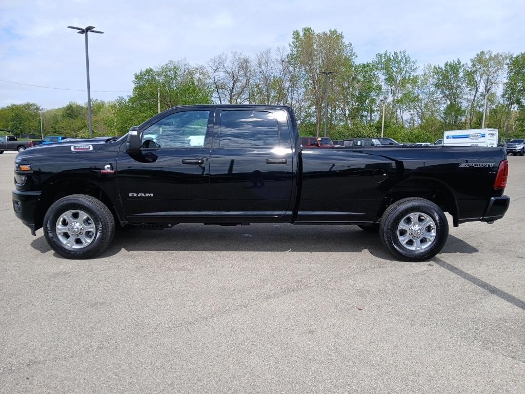 new 2025 Ram 3500 car, priced at $71,922