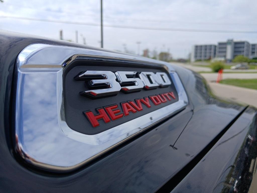 new 2025 Ram 3500 car, priced at $71,922
