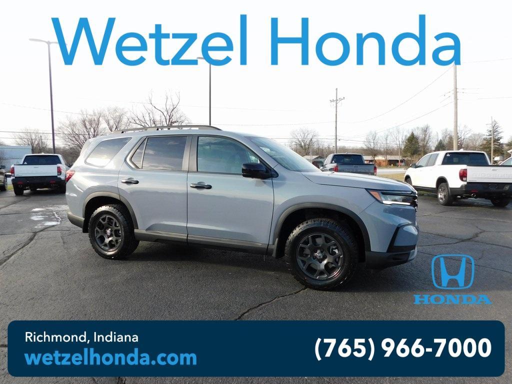 new 2025 Honda Pilot car, priced at $49,955