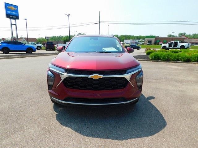 new 2025 Chevrolet Trax car, priced at $25,525