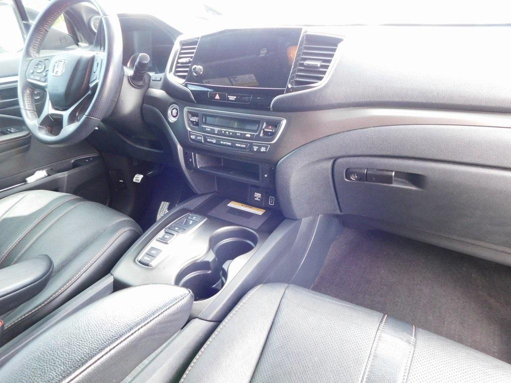 used 2022 Honda Pilot car, priced at $34,750