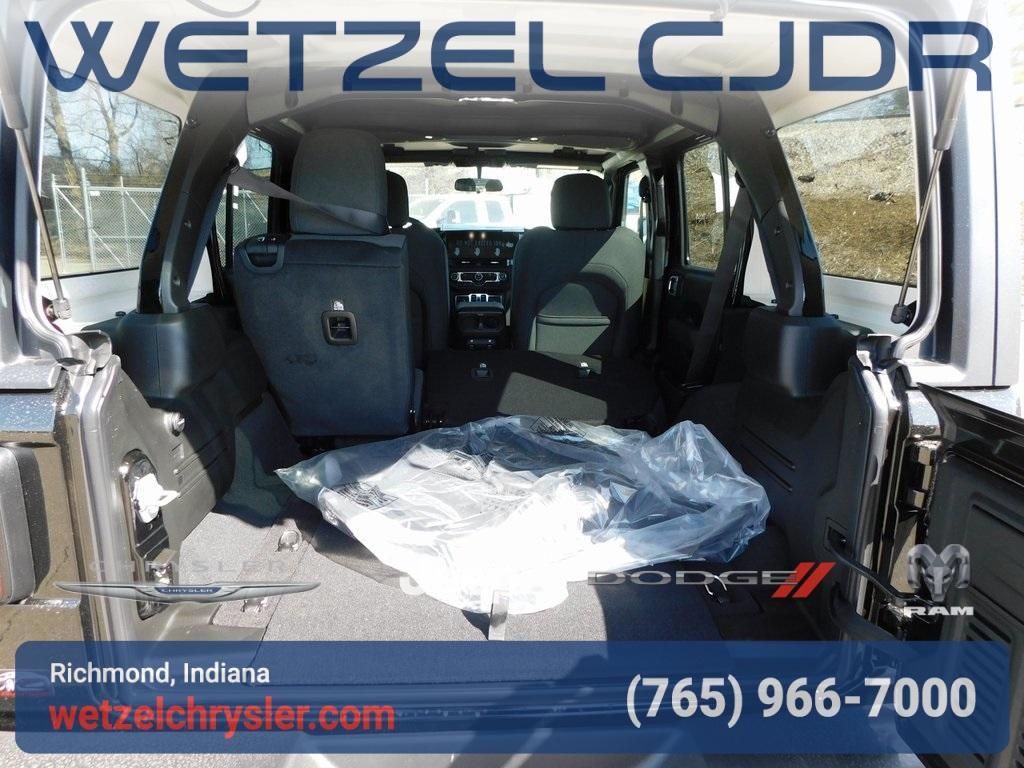 new 2025 Jeep Wrangler car, priced at $41,785