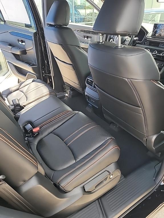 new 2025 Honda Pilot car, priced at $42,688