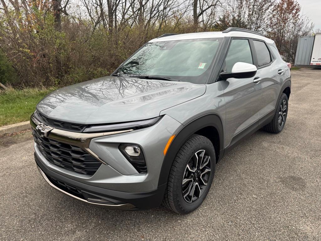 new 2025 Chevrolet TrailBlazer car, priced at $31,515