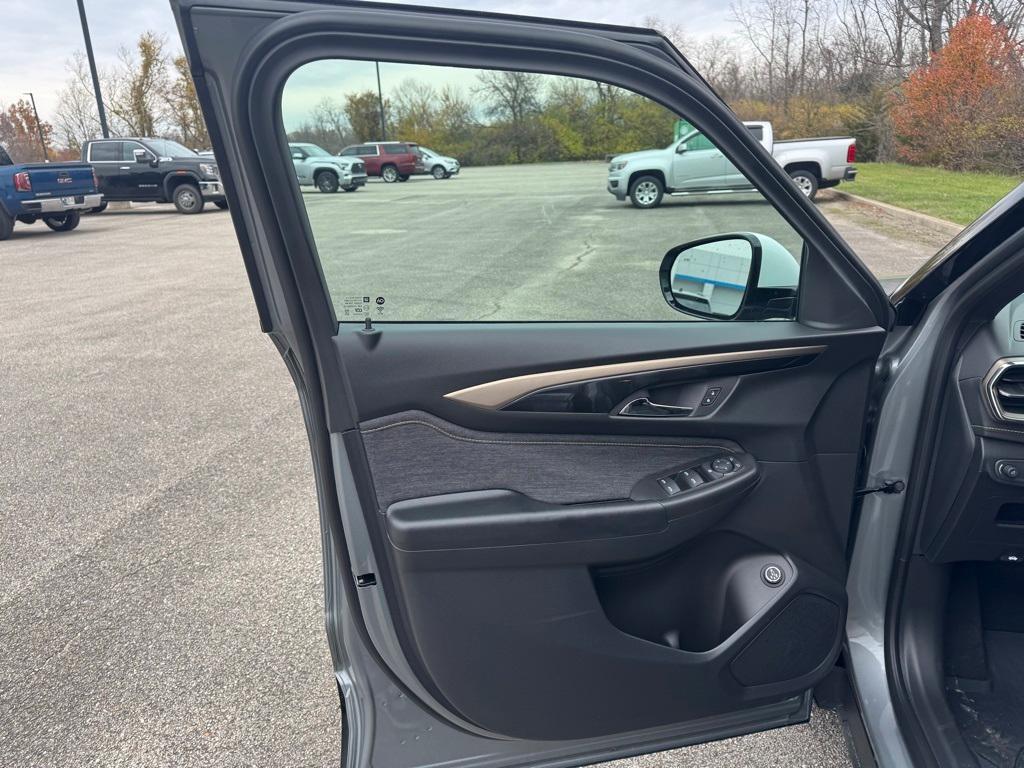 new 2025 Chevrolet TrailBlazer car, priced at $31,515