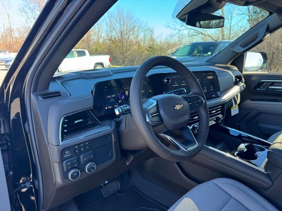 new 2025 Chevrolet Suburban car, priced at $68,020