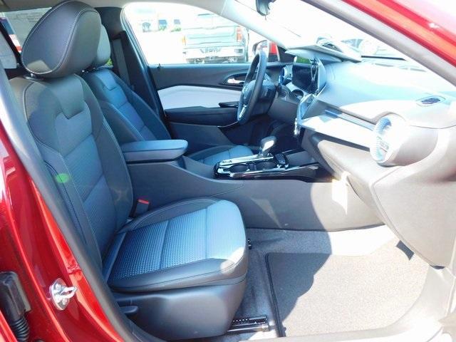 new 2025 Chevrolet Trax car, priced at $25,485