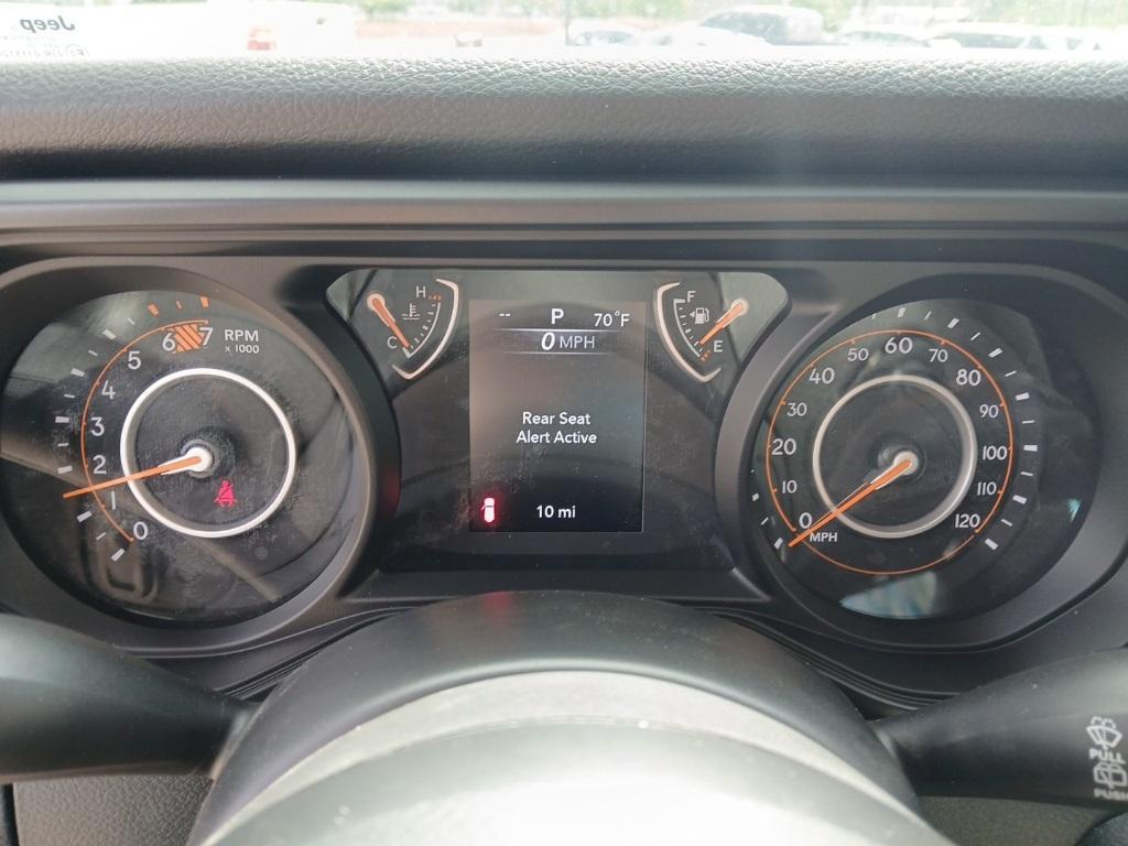 new 2025 Jeep Wrangler car, priced at $43,667