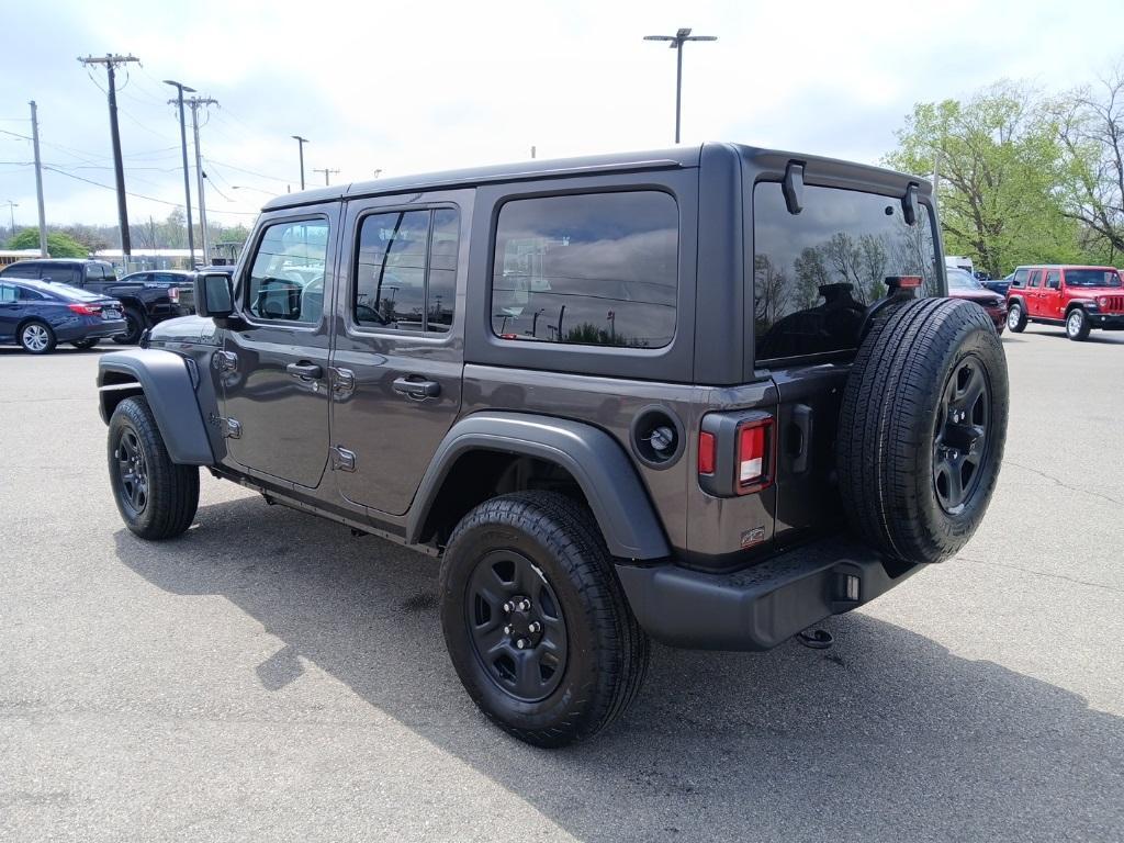 new 2025 Jeep Wrangler car, priced at $43,667