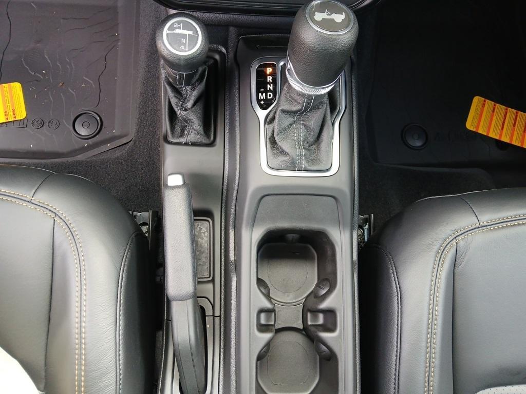new 2025 Jeep Wrangler car, priced at $43,667