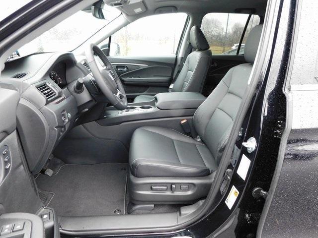 new 2025 Honda Ridgeline car, priced at $42,210