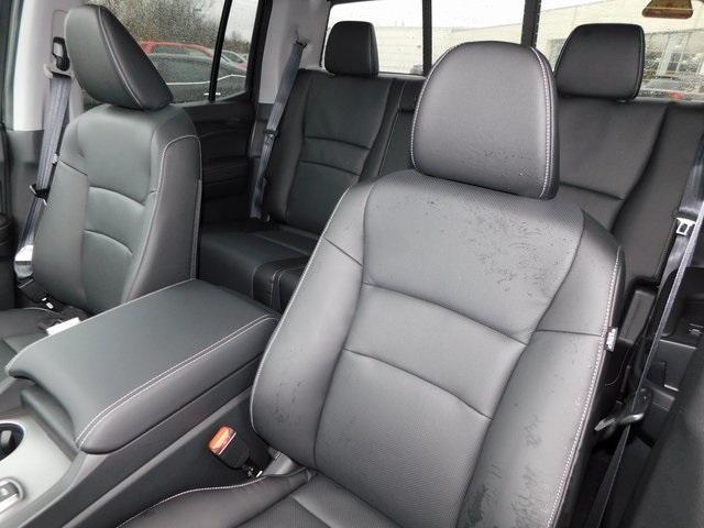 new 2025 Honda Ridgeline car, priced at $42,210