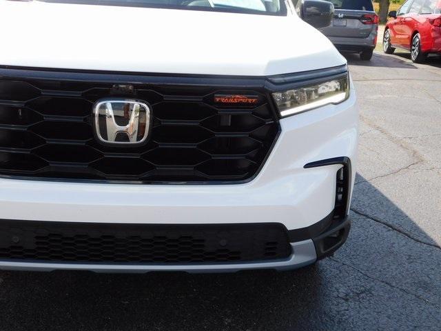 new 2025 Honda Pilot car, priced at $49,458