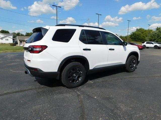 new 2025 Honda Pilot car, priced at $49,458