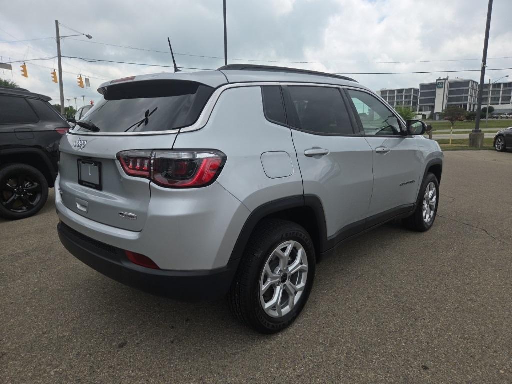 new 2025 Jeep Compass car, priced at $27,760